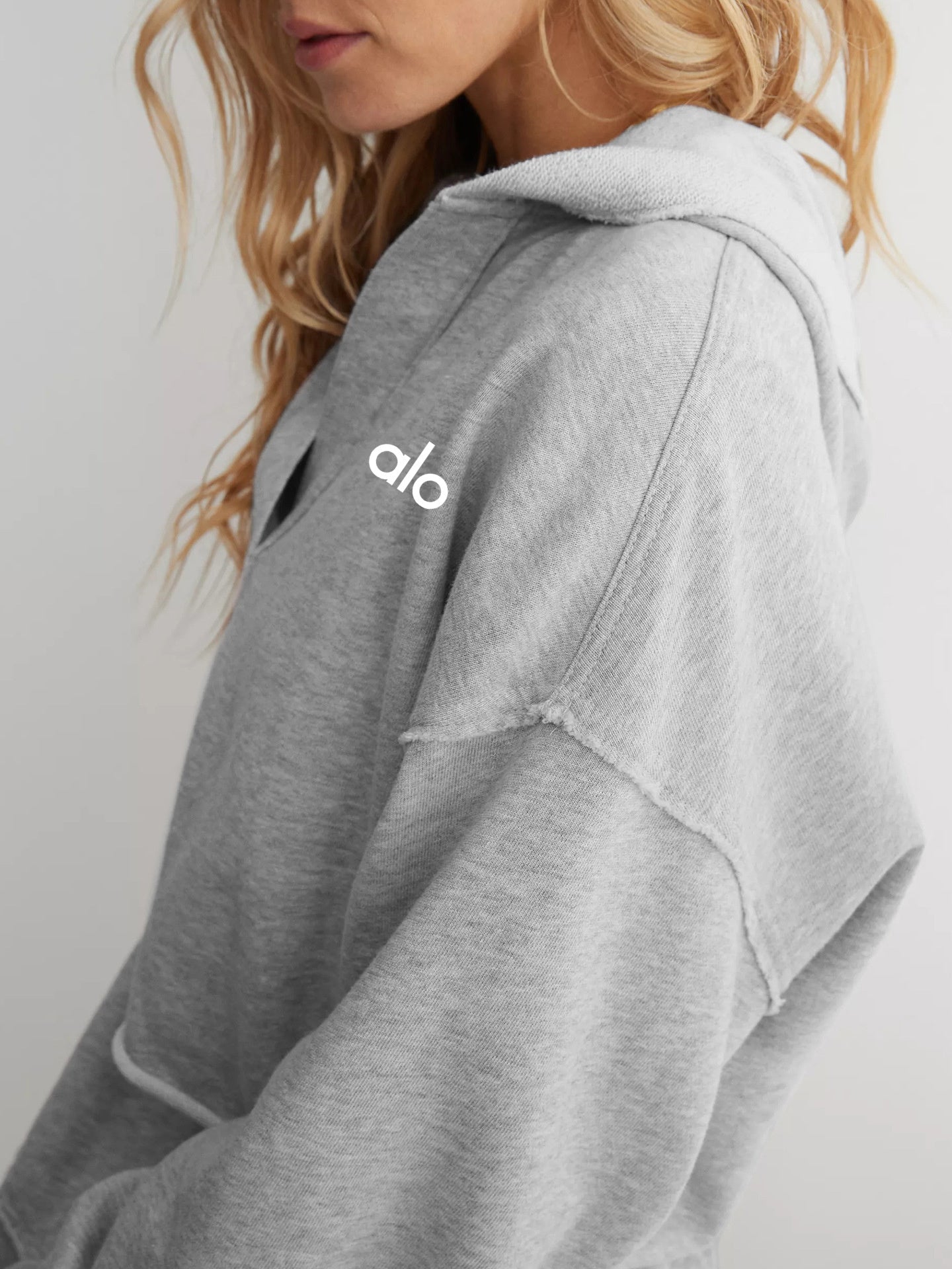 Accolade Mountain sweater (NEW)