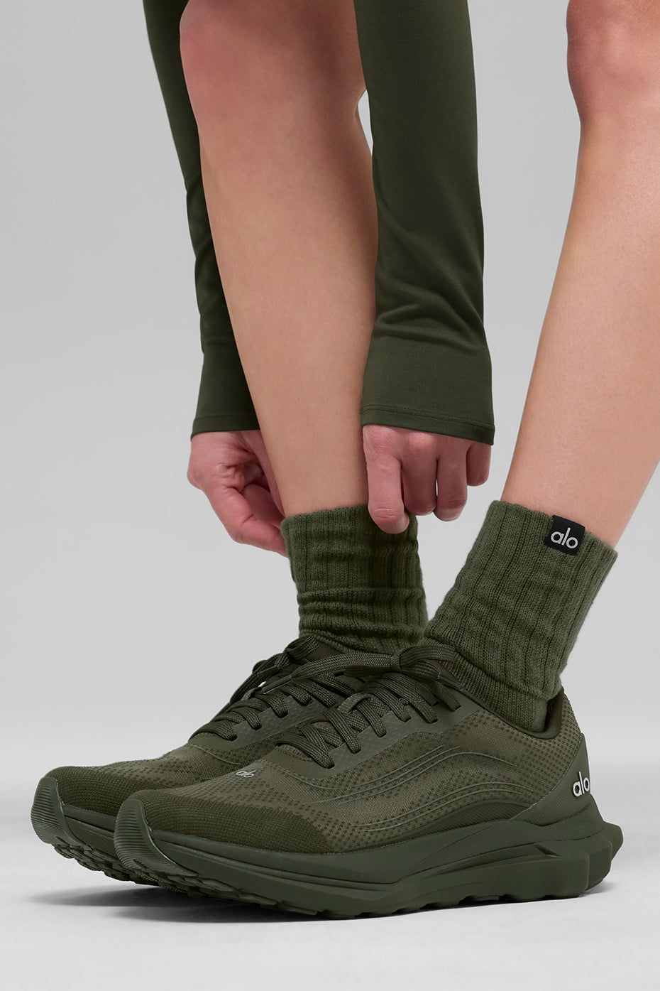 Crumpled mid-calf unisex socks