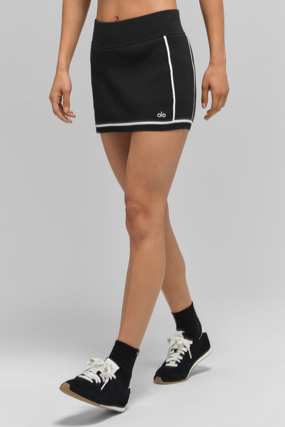 Highline ribbed knit mini skirt (NEW) (OUT OF STOCK)