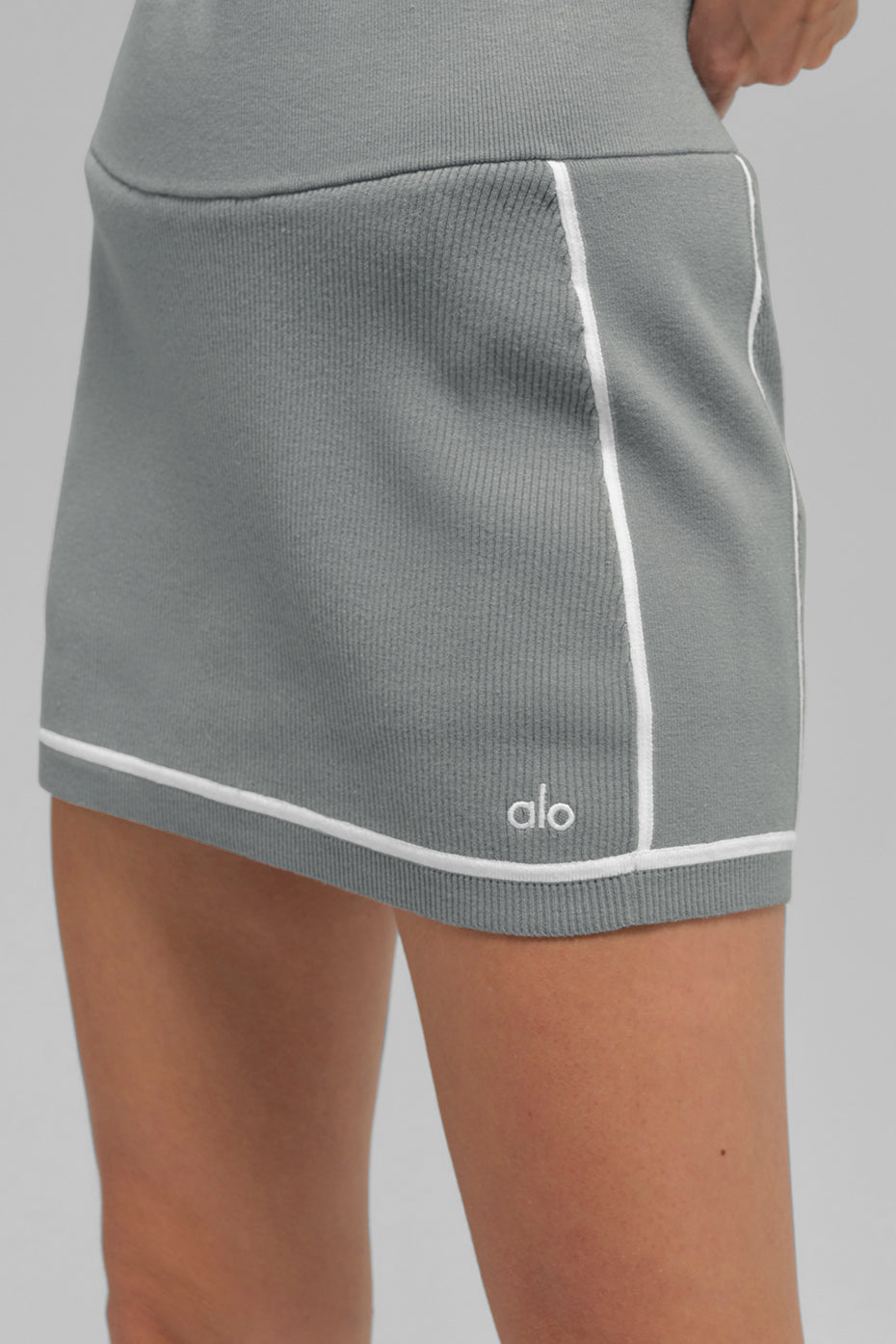 Highline ribbed knit mini skirt (NEW) (OUT OF STOCK)