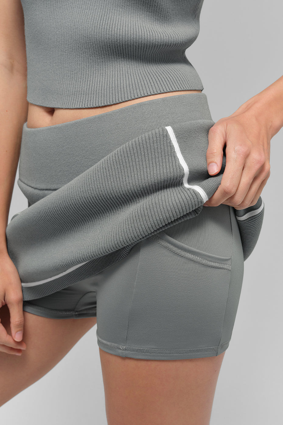 Highline ribbed knit mini skirt (NEW) (OUT OF STOCK)
