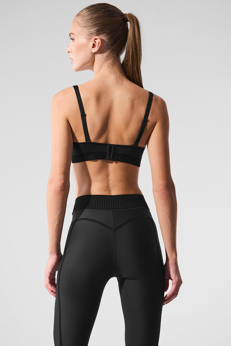 Airlift Line Up sports bra (NEW) (BESTSELLER)