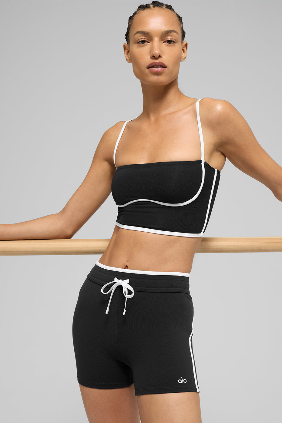 Airbrush fitted tank top with built-in bra